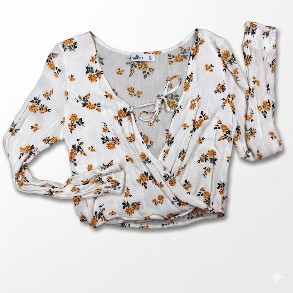 Hollister Cropped Top Floral Wrap Boho Cottage Smocked Cuff Yellow White Size M